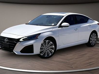 Used 2023 Nissan Altima 2.5 SL