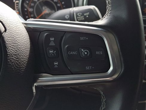 Used 2020 Jeep Gladiator Overland image 22