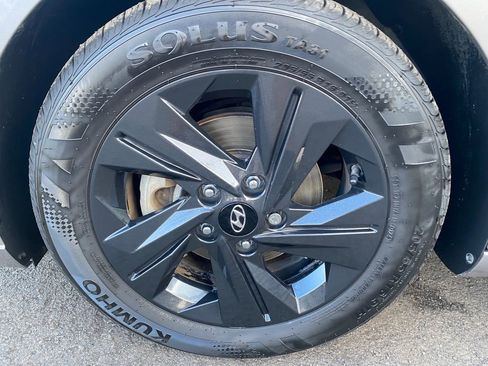 Certified 2023 Hyundai Elantra SEL image 27