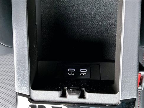 Used 2026 Toyota Prius XSE Premium w/ Limited Premium Package image 26