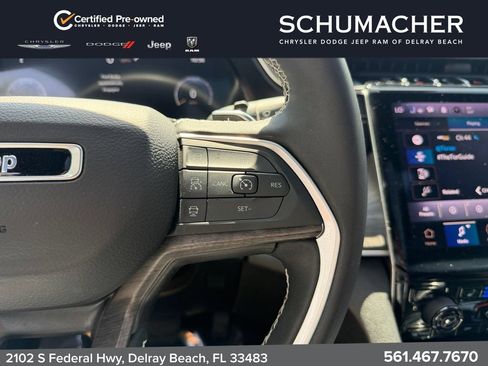 Used 2024 Jeep Grand Cherokee Limited w/ Luxury Tech Group II RWD image 26