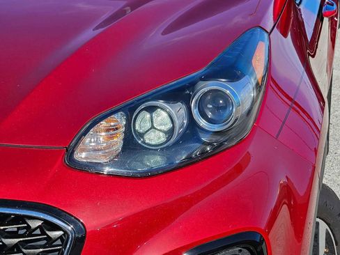 Used 2022 Kia Sportage EX image 10
