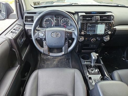 Used 2020 Toyota 4Runner TRD Off-Road Premium w/ Moonroof Package AWD/4WD image 11