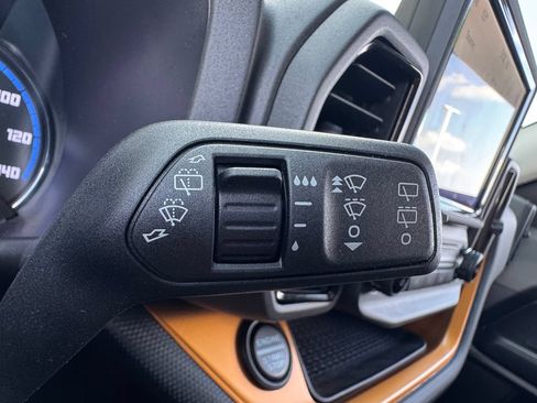Used 2023 Ford Bronco Sport Badlands AWD/4WD image 12
