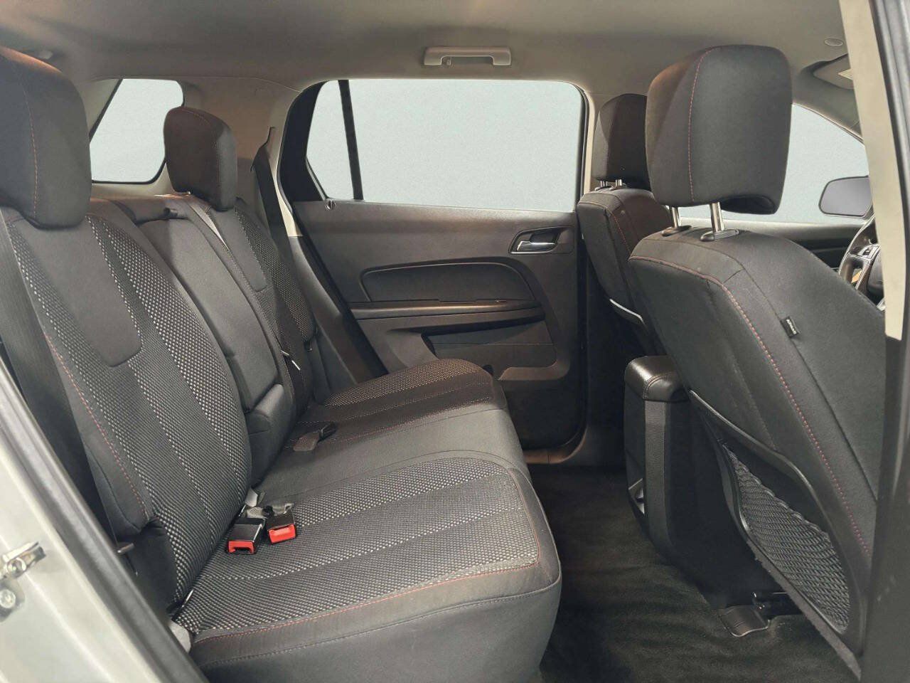 Used 2017 GMC Terrain SLE FWD image 18