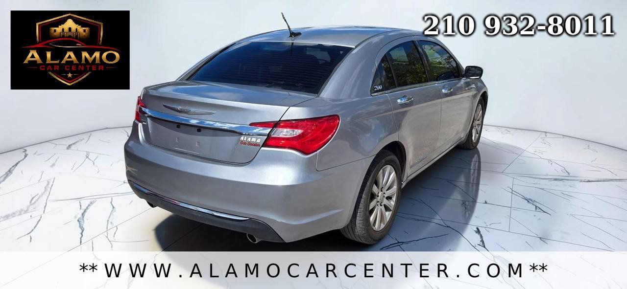 Used 2013 Chrysler 200 Limited FWD image 5