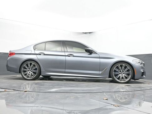 Used 2018 BMW M550i xDrive image 30