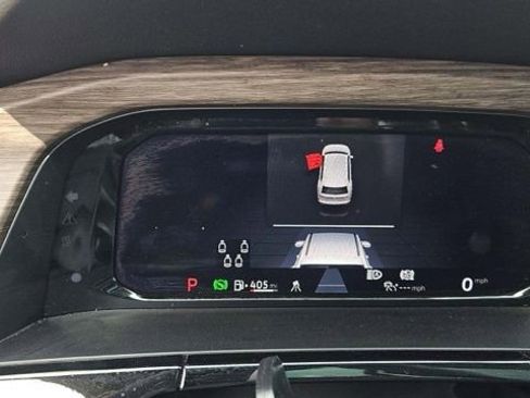 Used 2025 Volkswagen Atlas SEL image 17