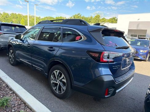 Used 2021 Subaru Outback Limited AWD/4WD image 2