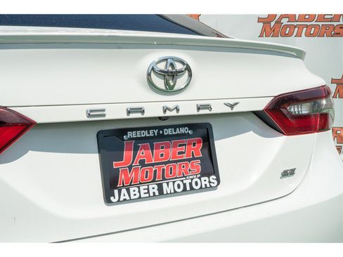 Used 2022 Toyota Camry SE FWD image 27