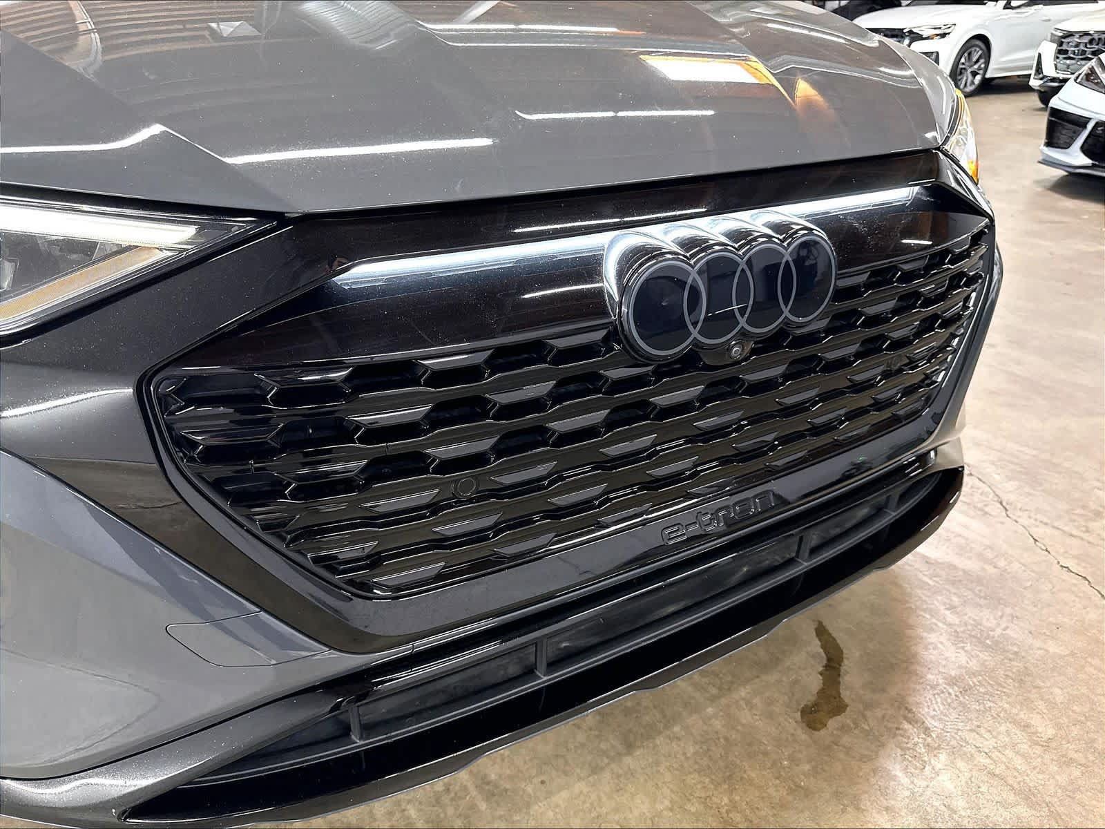 Used 2024 Audi Q8 e-tron Premium Plus w/ Prestige Package AWD/4WD image 31