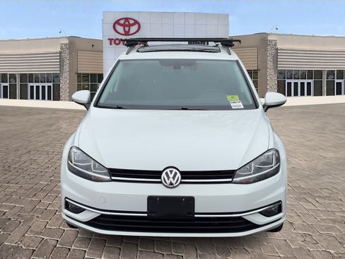 Used 2019 Volkswagen Golf S image 6