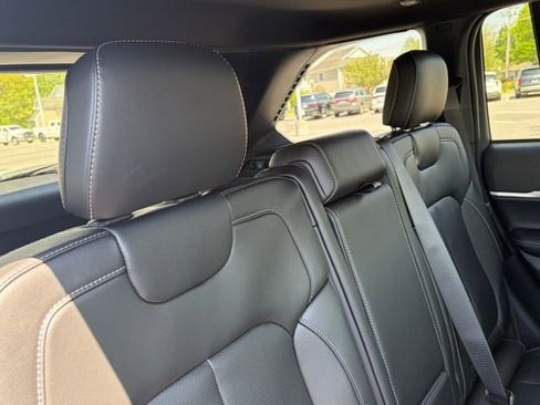 New 2026 Jeep Grand Cherokee Limited AWD/4WD image 27