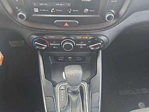 Used 2024 Kia Soul LX w/ Option Group 015 FWD image 13