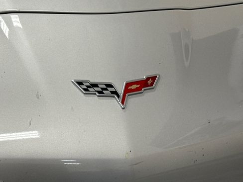 Used 2007 Chevrolet Corvette Convertible w/ Preferred Equipment Group RWD image 45