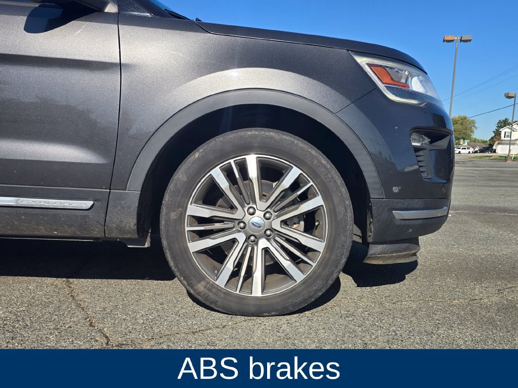 Used 2018 Ford Explorer Platinum AWD/4WD image 9