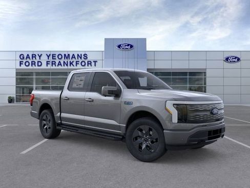 New 2025 Ford F150 Lightning Lariat image 7