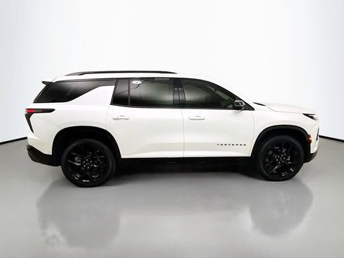 Used 2024 Chevrolet Traverse RS FWD image 10