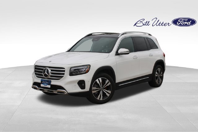 Used 2025 Mercedes-Benz GLB 250 4MATIC image 1