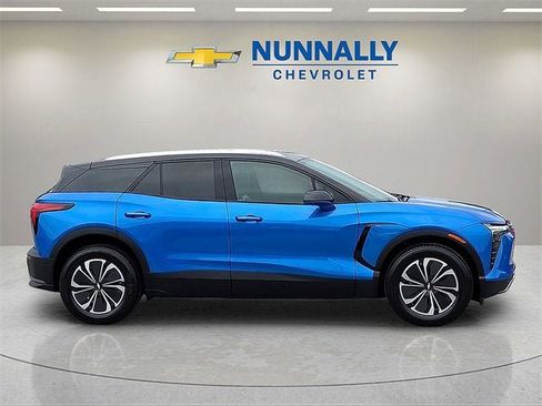 New 2026 Chevrolet Blazer EV LT image 6