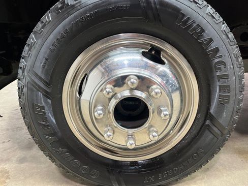 Used 2017 Ford F350 XL w/ Power Equipment Group image 42