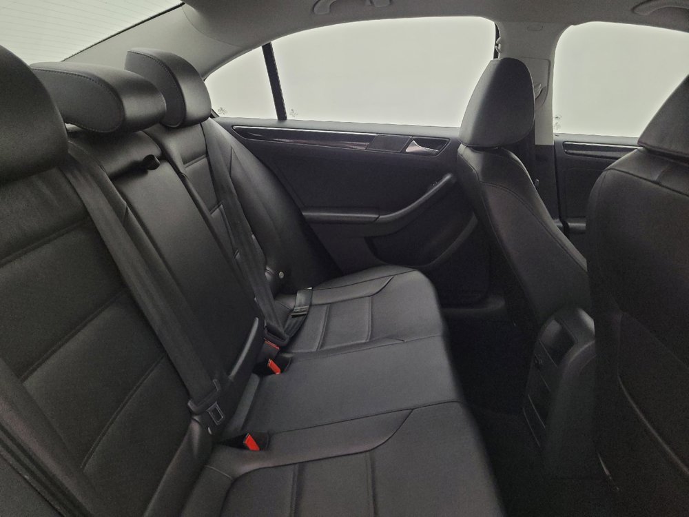 Used 2016 Volkswagen Jetta SEL FWD image 19