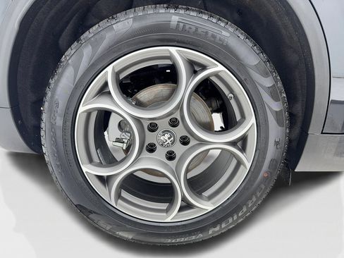 New 2025 Alfa Romeo Stelvio Sprint w/ Convenience Package image 45