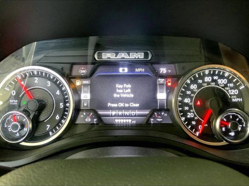 Used 2022 RAM 1500 Big Horn AWD/4WD image 20