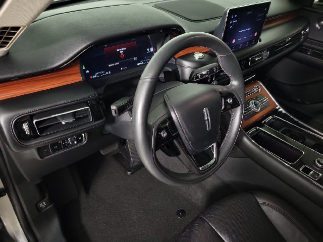 Used 2024 Lincoln Aviator Reserve w/ Jet Package RWD image 21