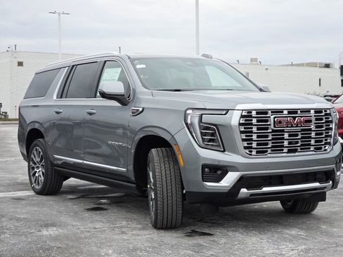 New 2026 GMC Yukon XL Denali w/ Sun & Power Step Package image 22
