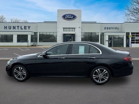 Used 2022 Mercedes-Benz E 350 4MATIC Sedan image 6