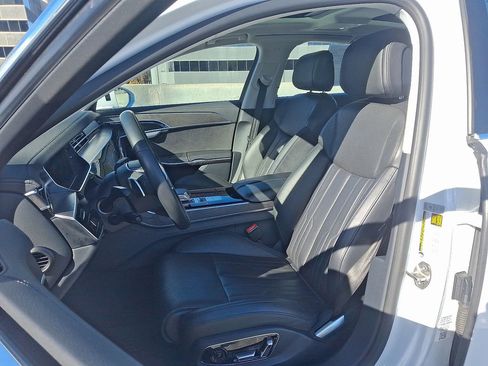 Used 2023 Audi A8 L 3.0T image 16