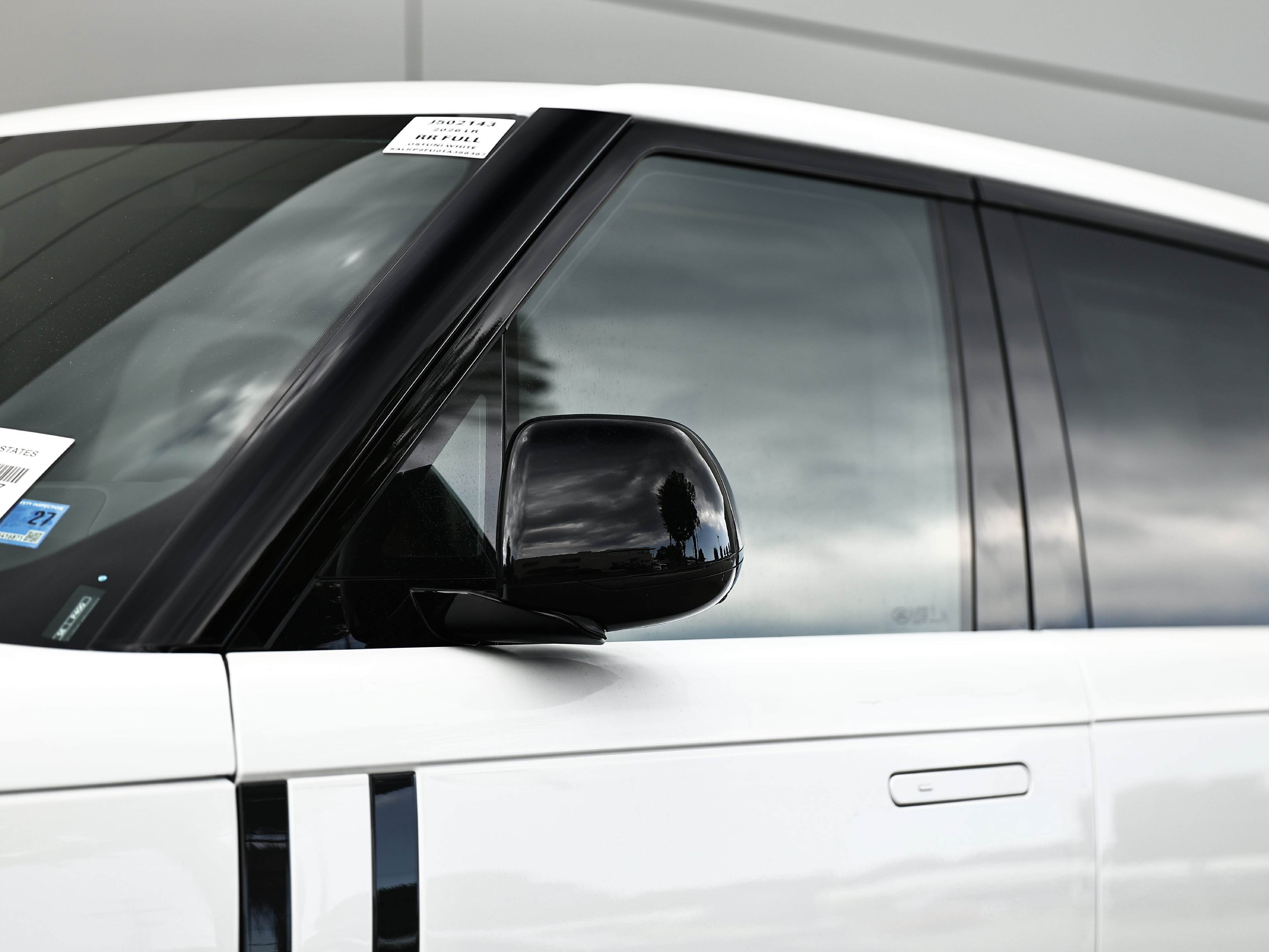 New 2026 Land Rover Range Rover SE AWD/4WD image 4
