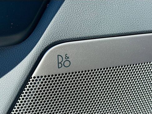 Certified 2023 Ford F150 XLT w/ Equipment Group 302A High image 21