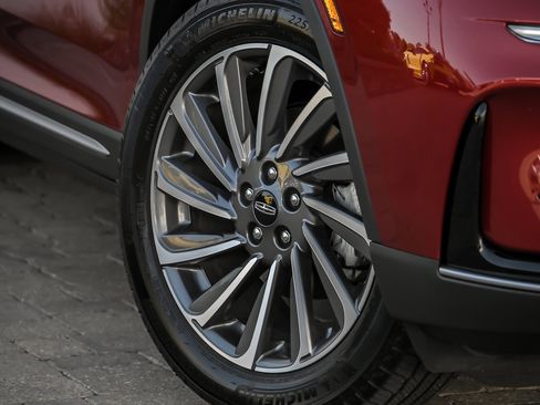 Used 2025 Lincoln Corsair Reserve AWD/4WD image 3