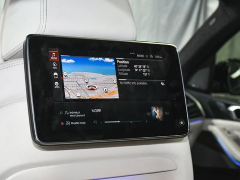 Used 2020 BMW X7 M50i AWD/4WD image 52
