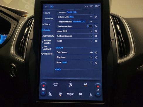 Used 2024 Ford Edge Titanium image 25