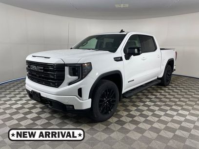 Used 2026 GMC Sierra 1500 Elevation w/ Elevation Premium Package