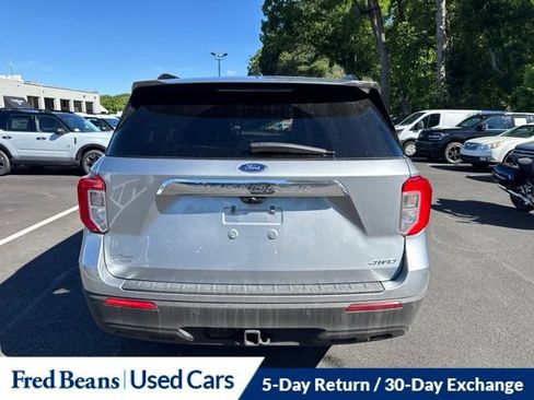 Used 2022 Ford Explorer XLT w/ Class IV Trailer Tow Package AWD/4WD image 8