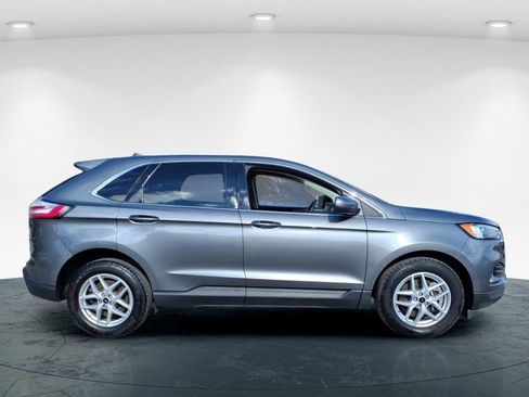 Used 2023 Ford Edge SEL w/ Convenience Package image 2
