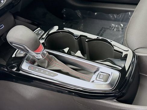 New 2026 Chevrolet Trax RS w/ Sunroof Package FWD image 18