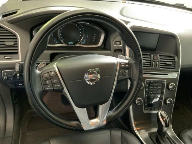 Used 2015 Volvo XC60 T6 Platinum w/ Protection Package AWD/4WD image 15