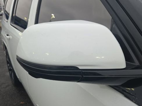 Used 2022 Jeep Grand Wagoneer Series II w/ Quick Order Packagew 28T image 3