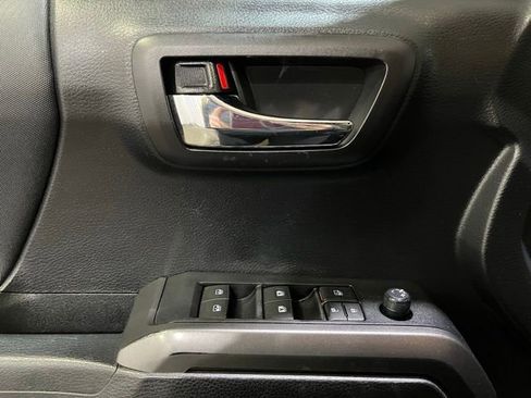 Certified 2020 Toyota Tacoma TRD Off-Road w/ Technology Package image 13