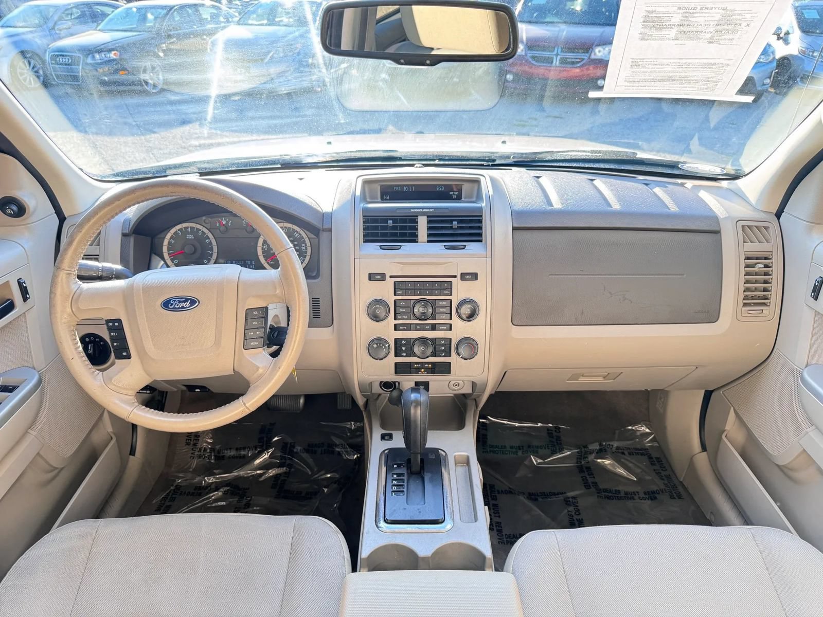 Used 2011 Ford Escape XLT FWD image 2