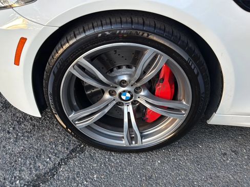 Used 2014 BMW M5 RWD image 10