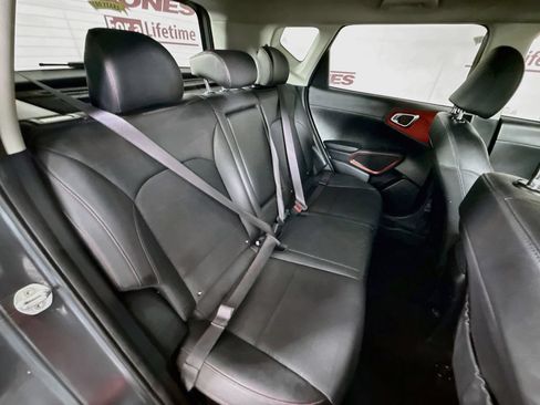 Used 2021 Kia Soul Turbo FWD image 31