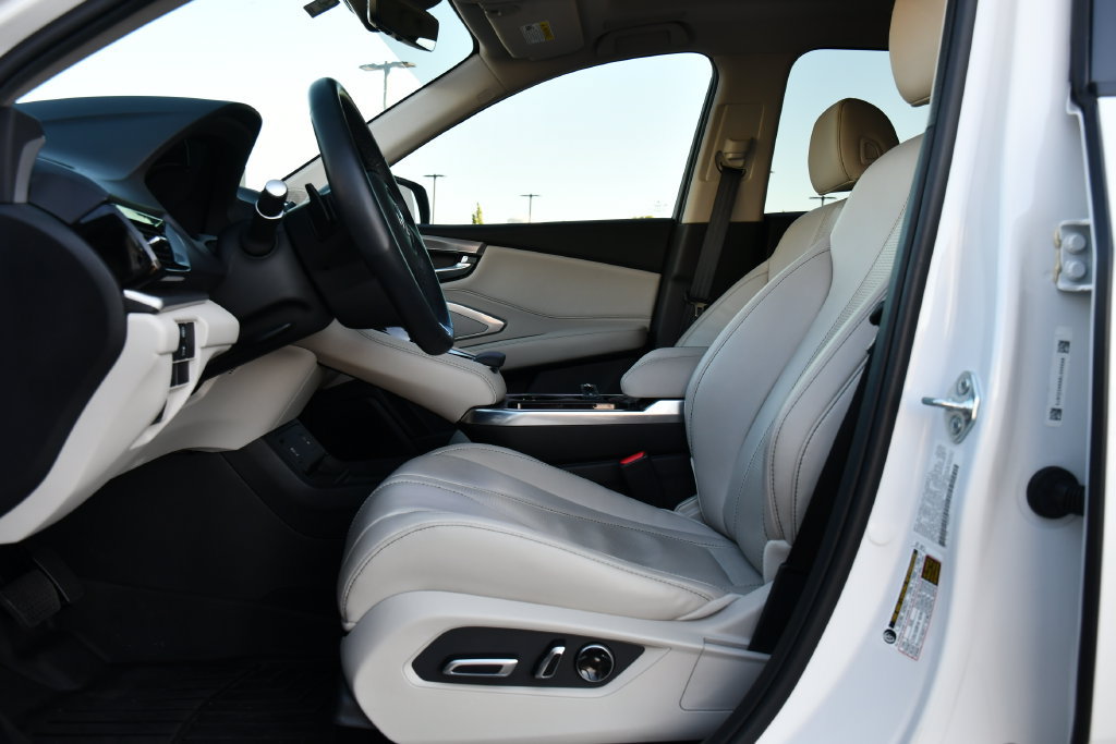 Used 2025 Acura RDX w/ Technology Package AWD/4WD image 12