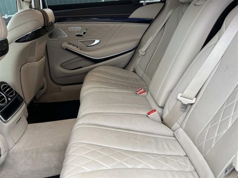 Used 2019 Mercedes-Benz S 560 4MATIC Sedan image 17