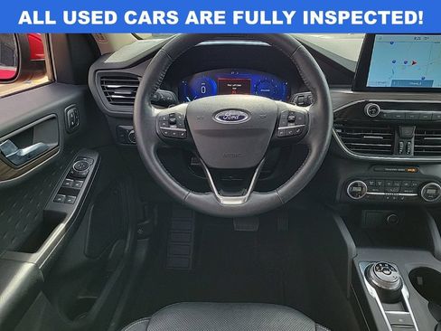 Used 2020 Ford Escape Titanium AWD/4WD image 13